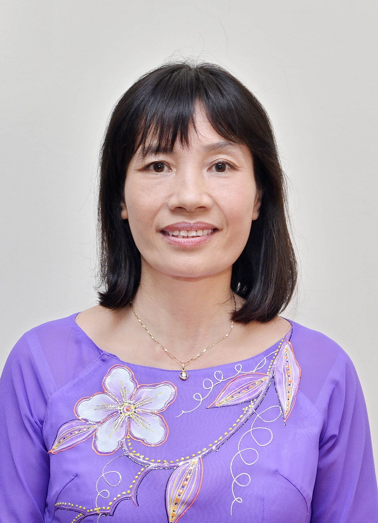 Oanh D